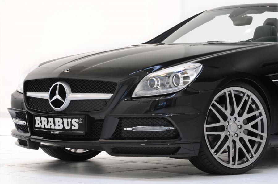  Mercedes-Benz SLK-Class by Brabus 2011 года  (фото 11 из 16)
